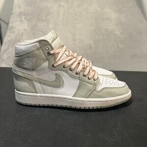 Air Jordan 1 High OG Shoes Womens Size 7 Seafoam Green Orange Laces CD0461-002